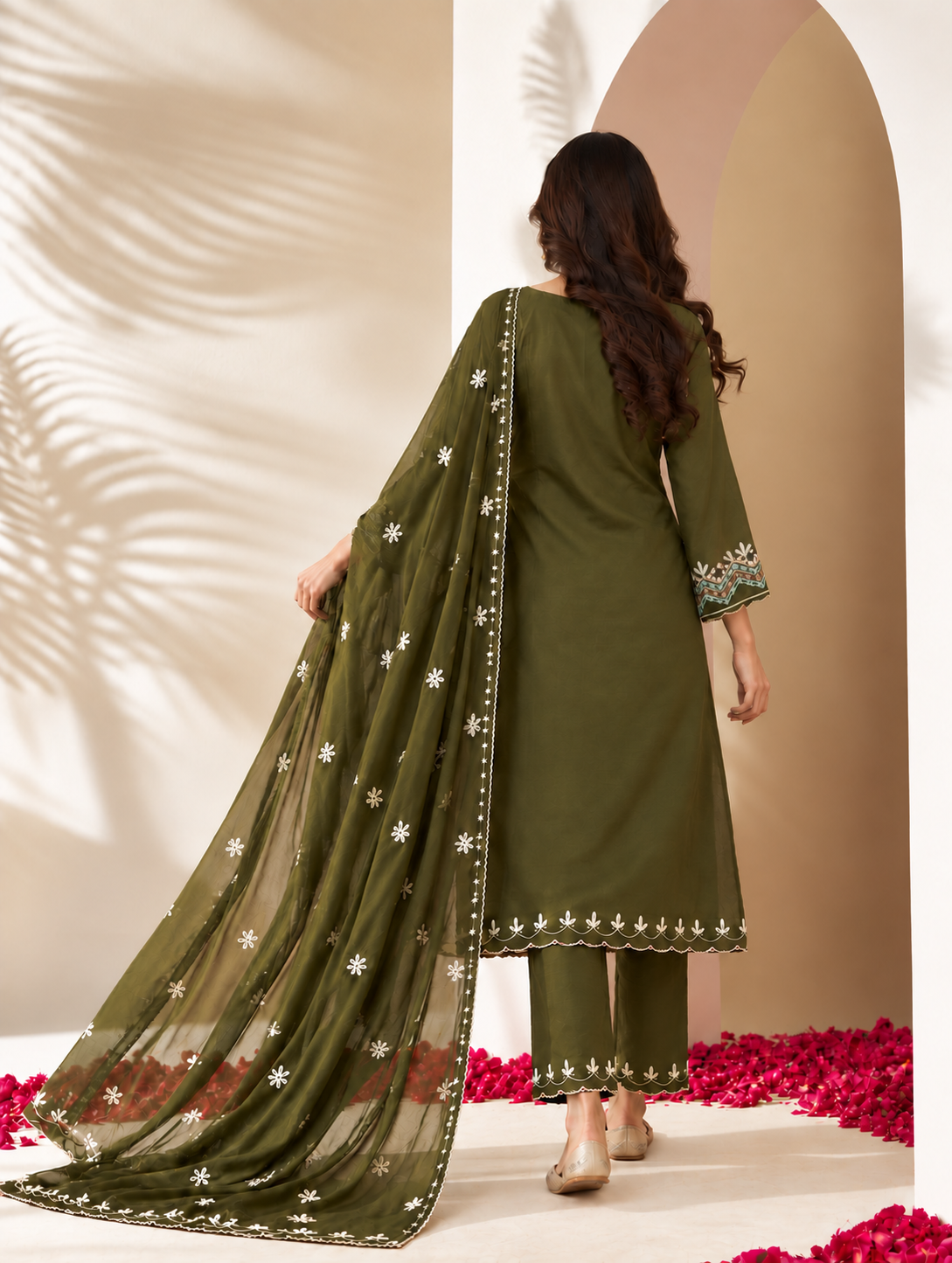 Imported Fabric – Kashmiri work with Dupatta