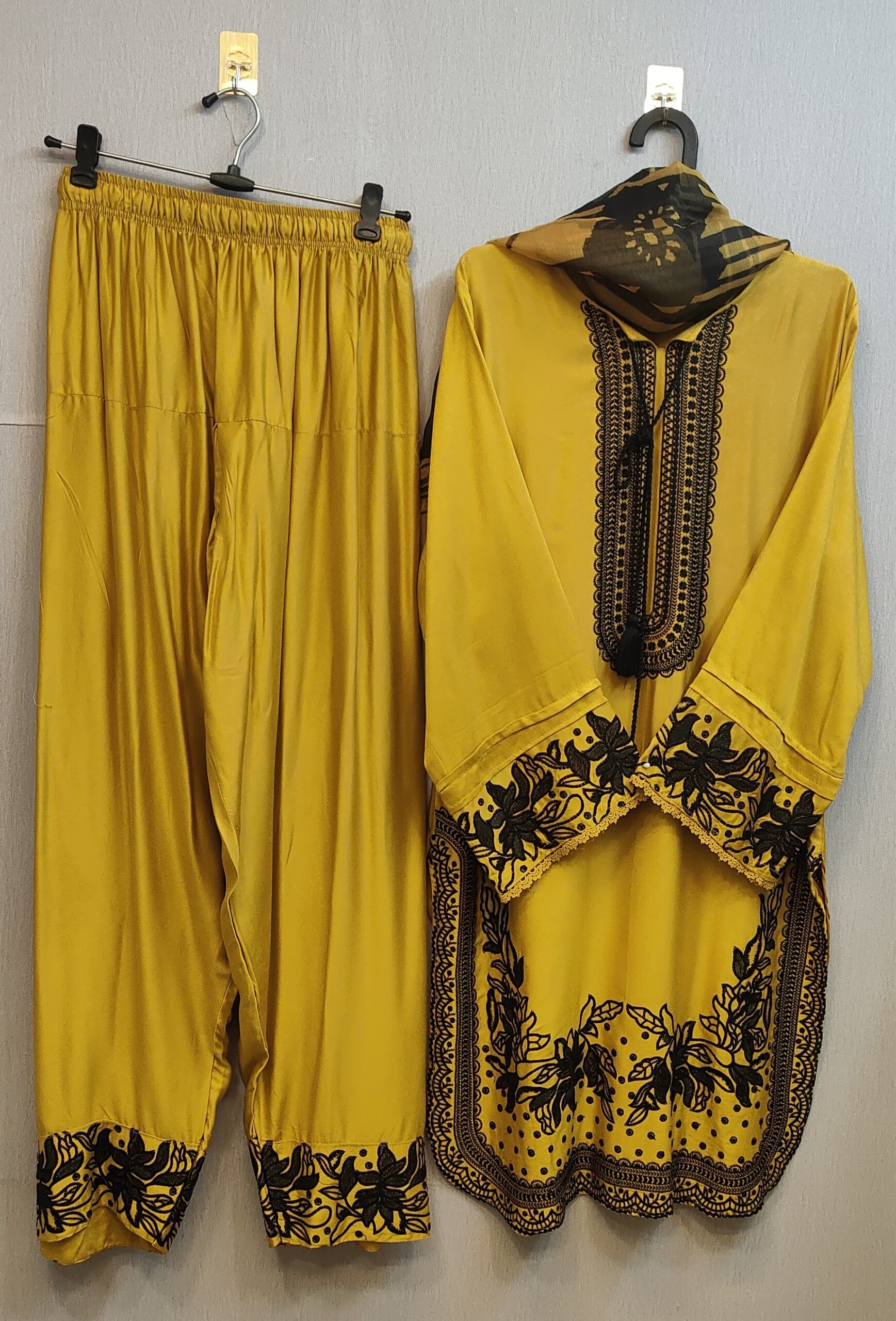 Exclusive Designer Dresses with dupatta & Farshi Bottom - Image 2